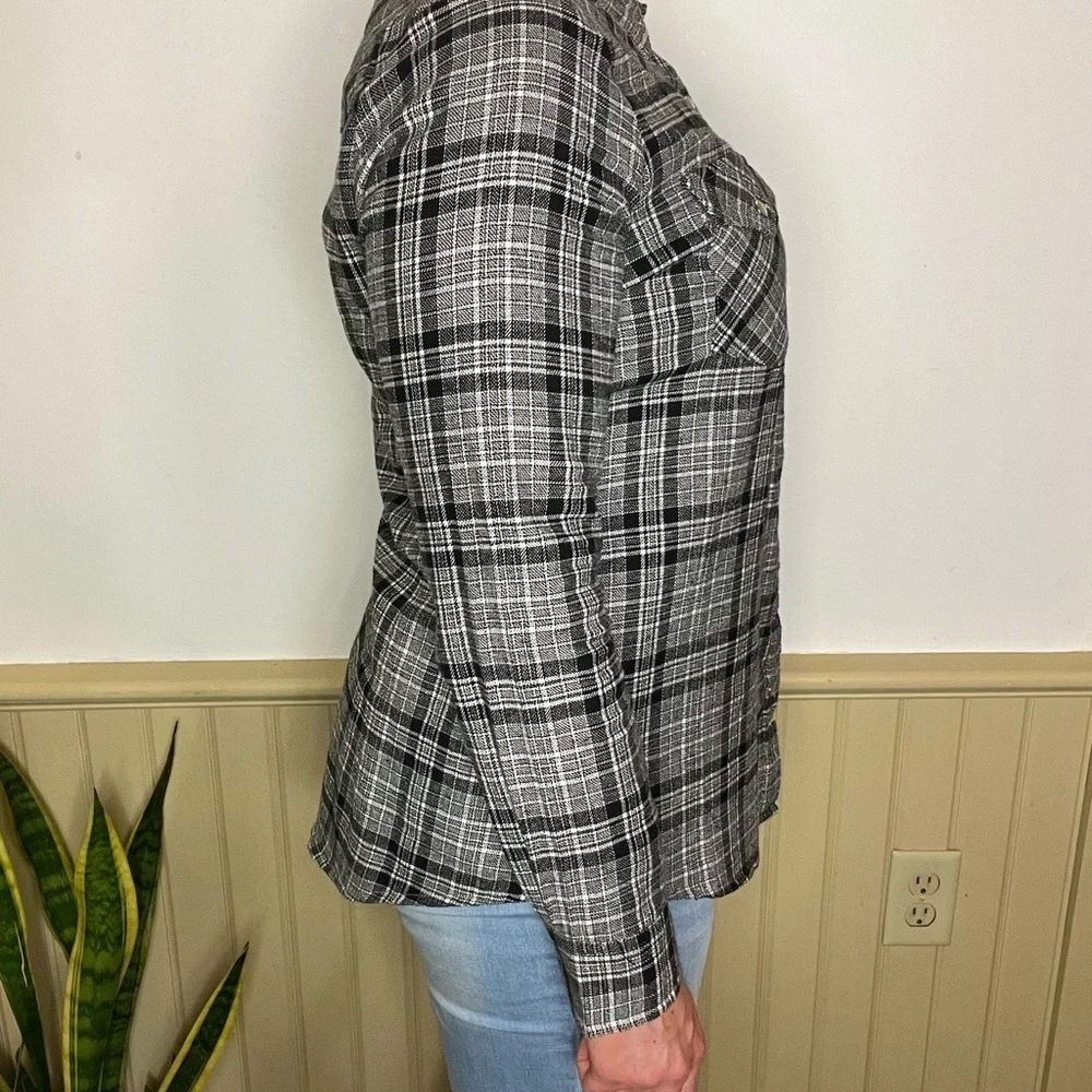 Wrangler Shirt Gray Long Sleeve Plaid Flannel Lightweight Women’s Sz M - Picture 5 of 10